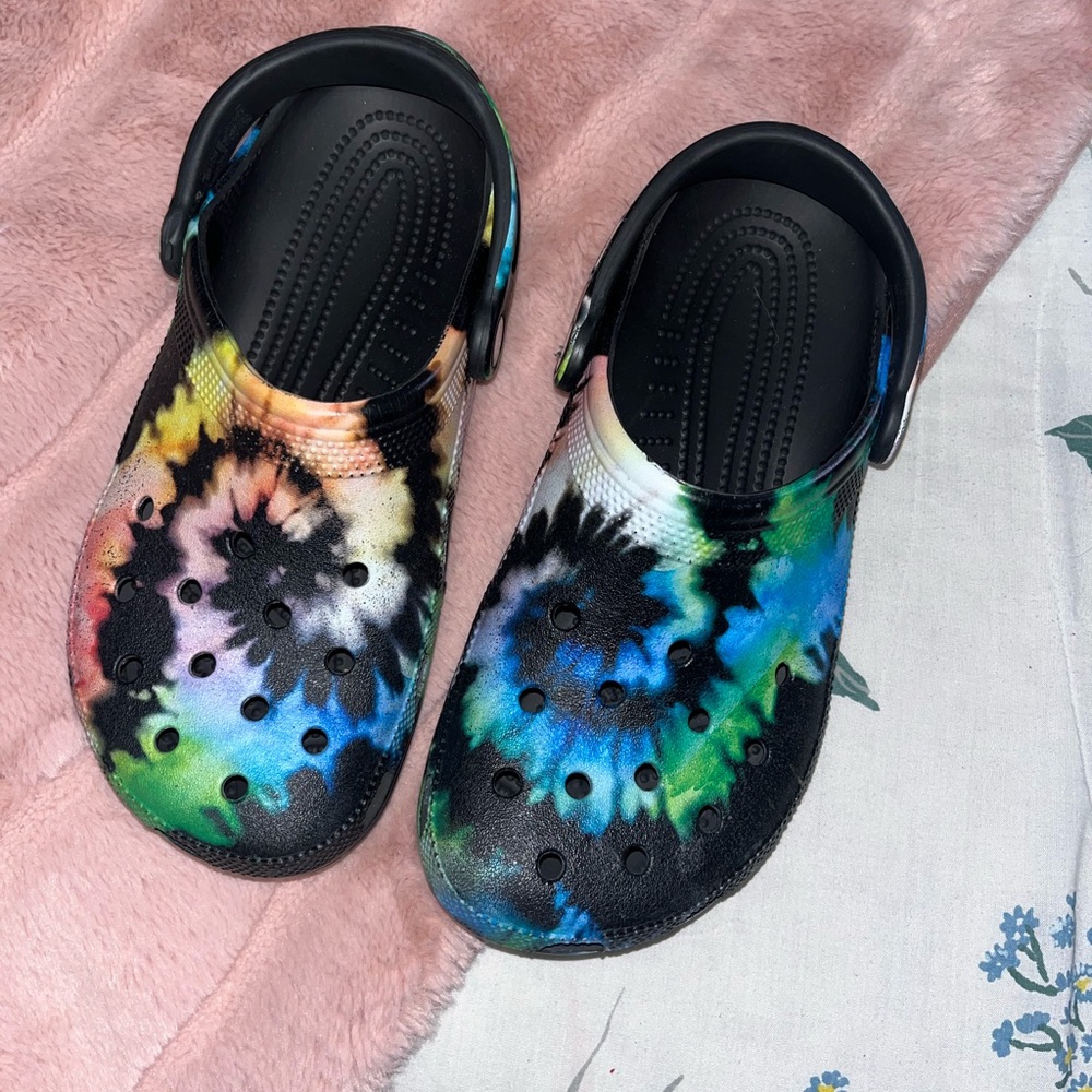 Crocs Woman’s Water Shoes - Tie-Dye